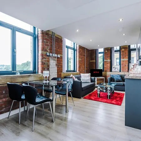 Apartment 2 Bedroom Duplex In Bradford Bradford (West Yorkshire)