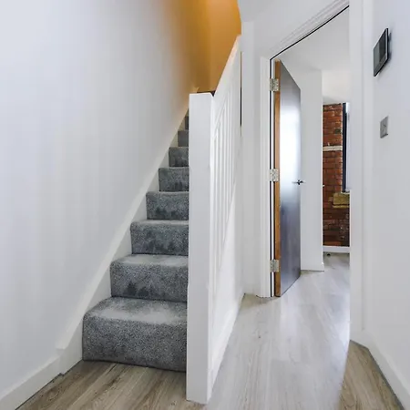 2 Bedroom Duplex In Bradford Apartment Bradford (West Yorkshire)